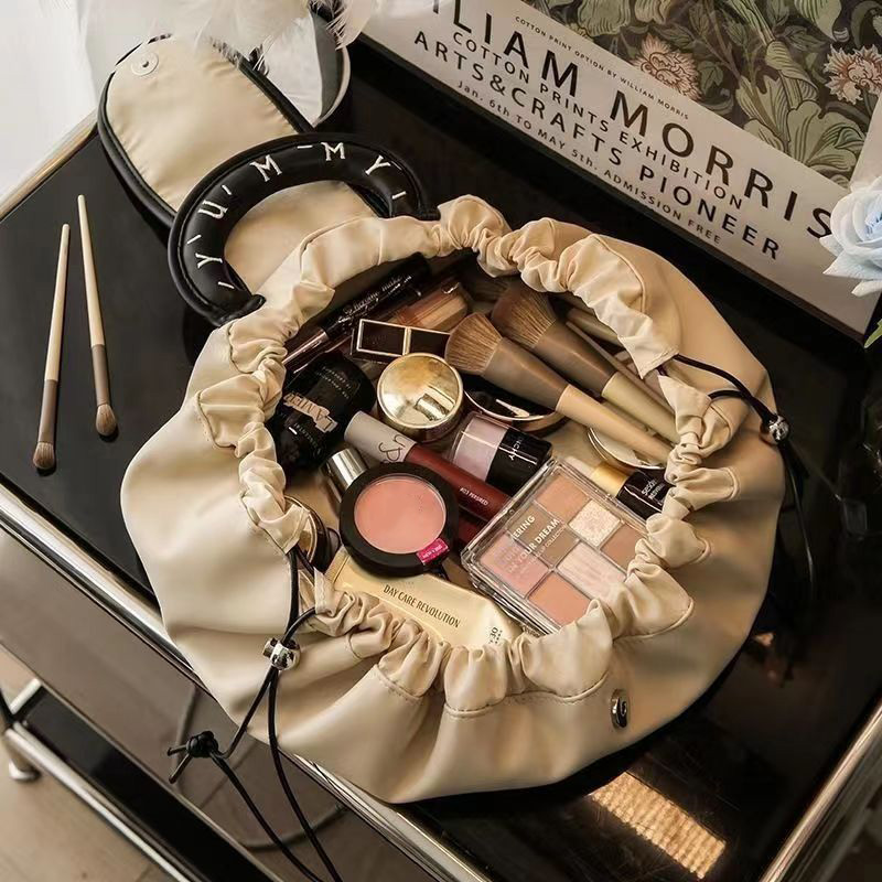 Kosmetiktasche mit großer Kapa – Cosmetic Bags Bewertung und Preis
