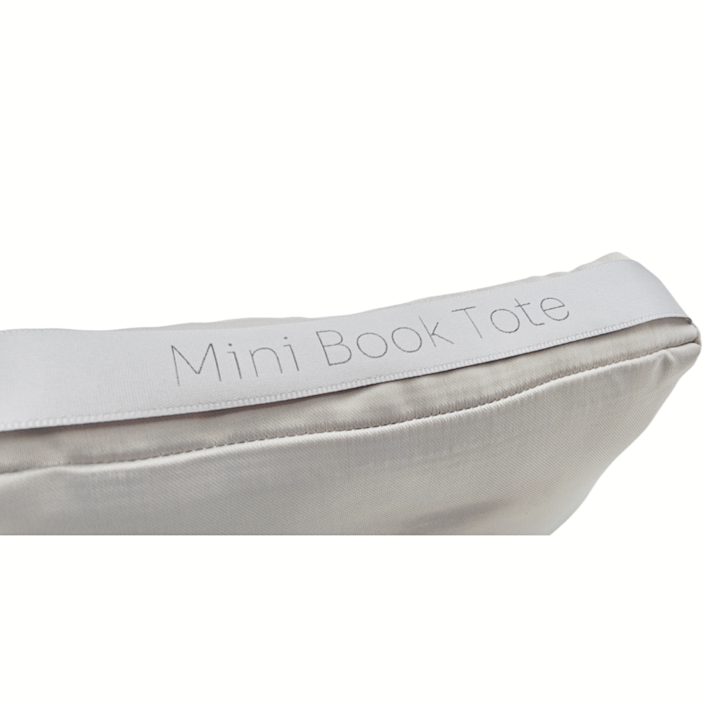 Passend für CD Booktote, Handt – Handbags Bewertung und Preis